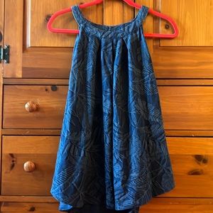 Woman’s Cable&Gauge Top Size XL